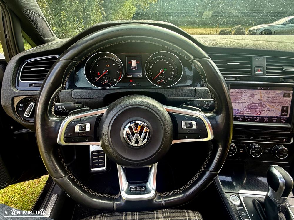 VW Golf 2.0 TDI GTD DSG - 10