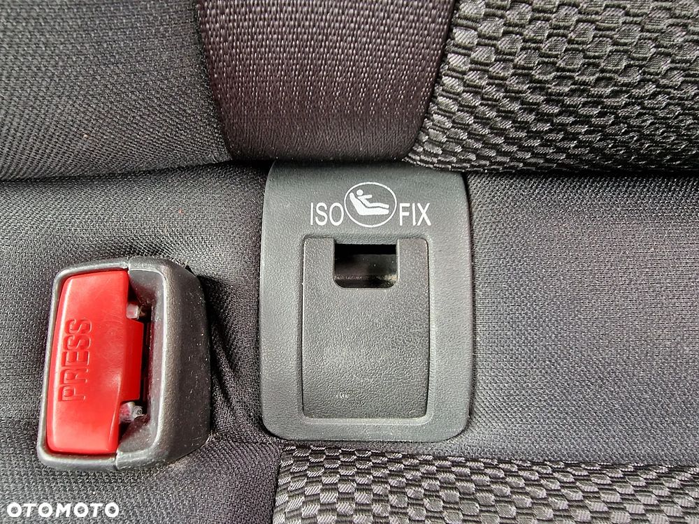 Nissan Qashqai 1.5 dCi DPF acenta - 11