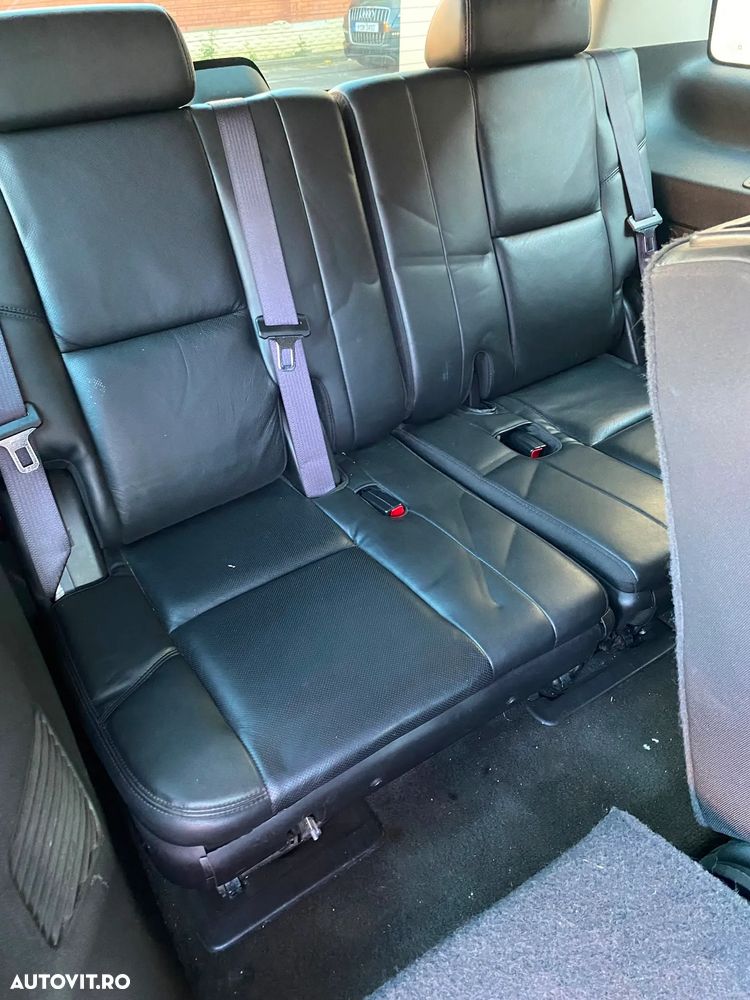 Cadillac Escalade - 9