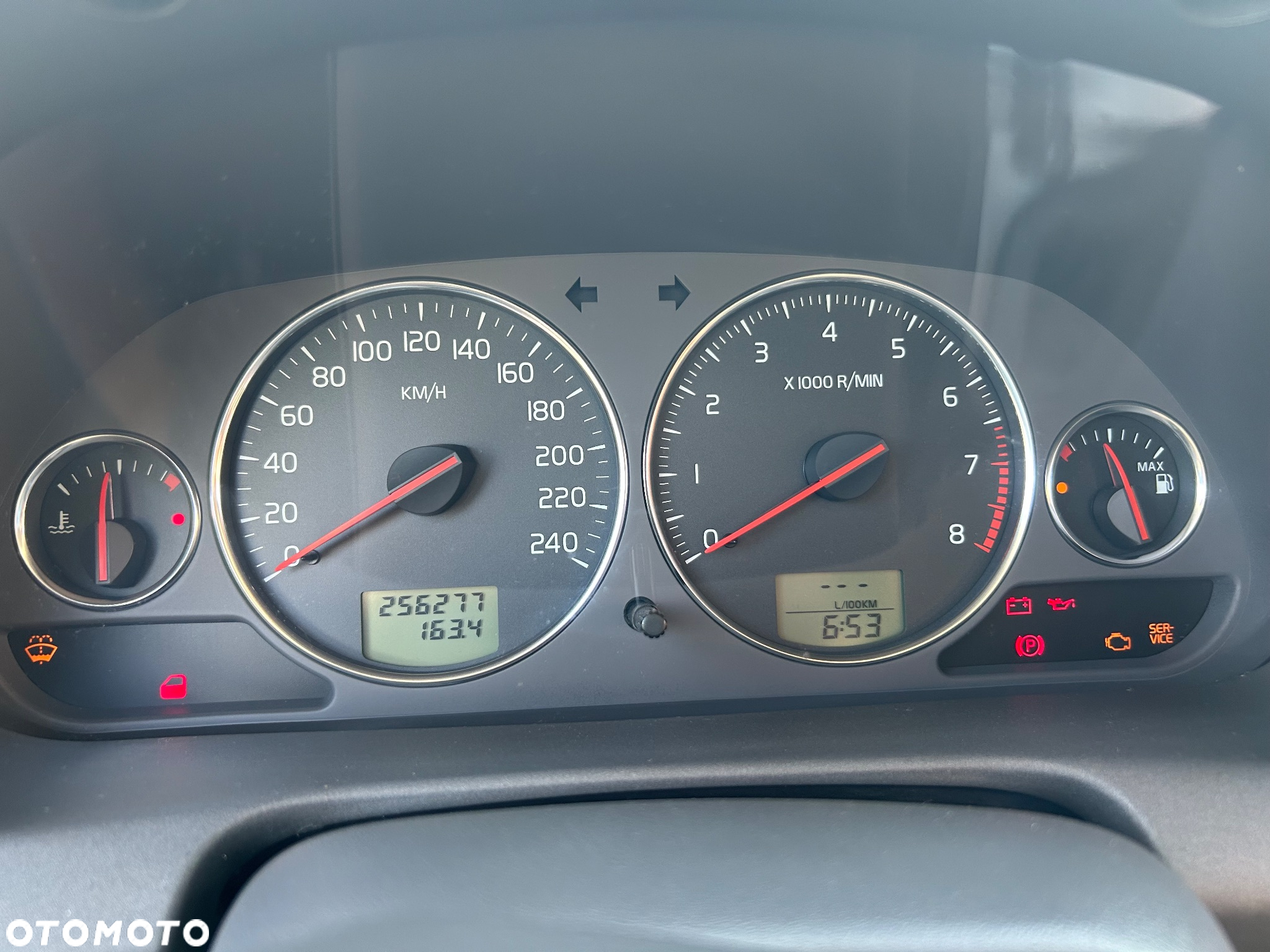 Volvo V40 1.8 - 12