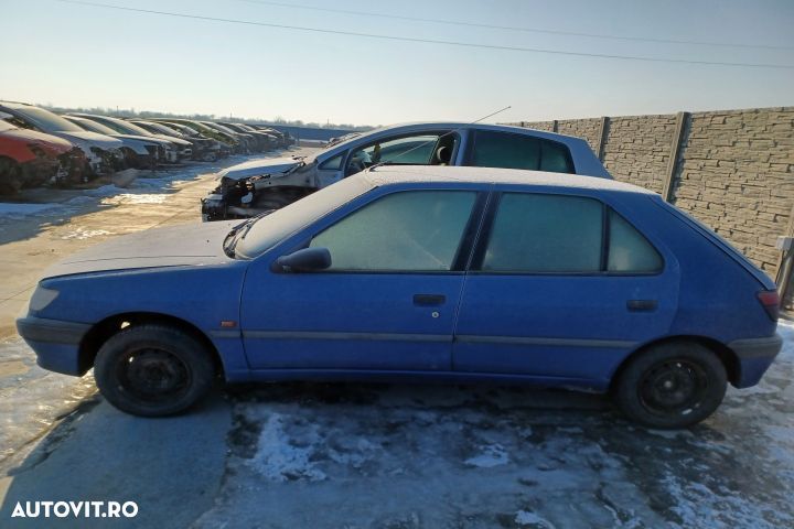 Calculator motor ECU 9615938580 - 1.4 9615938580 - 1.4 Peugeot 306 1 - 6