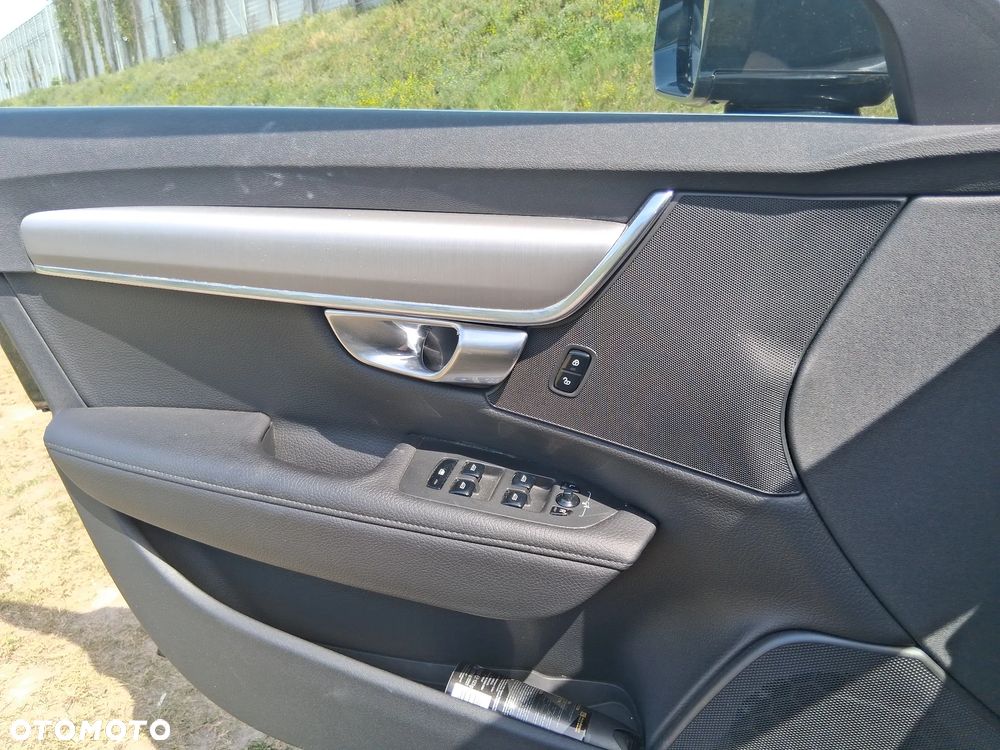 Volvo V90 D3 Geartronic Momentum Pro - 11