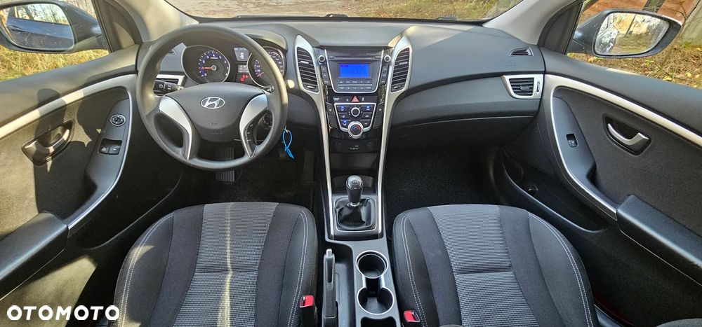 Hyundai i30 1.4 Select - 14