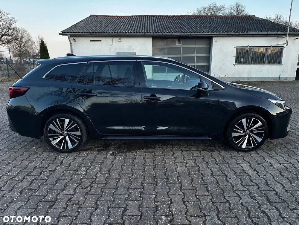 Toyota Corolla 1.8 Hybrid Executive - 4
