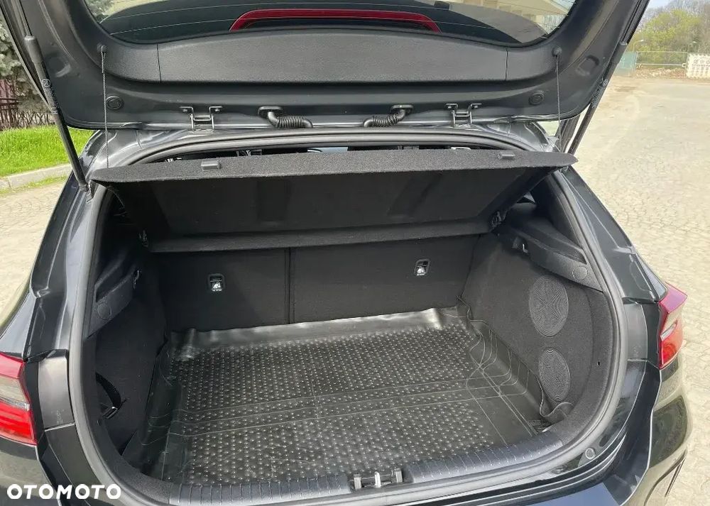 Kia Ceed 1.6 CRDi mHEV GT-Line DCT - 2
