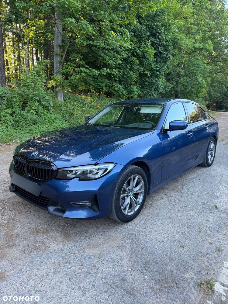 BMW Seria 3 318i - 1