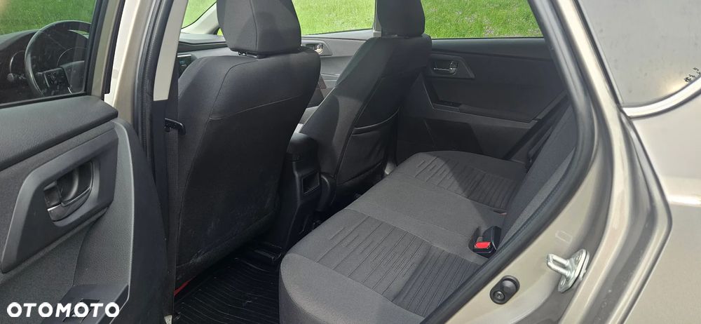 Toyota Auris 1.2 T Dynamic - 14