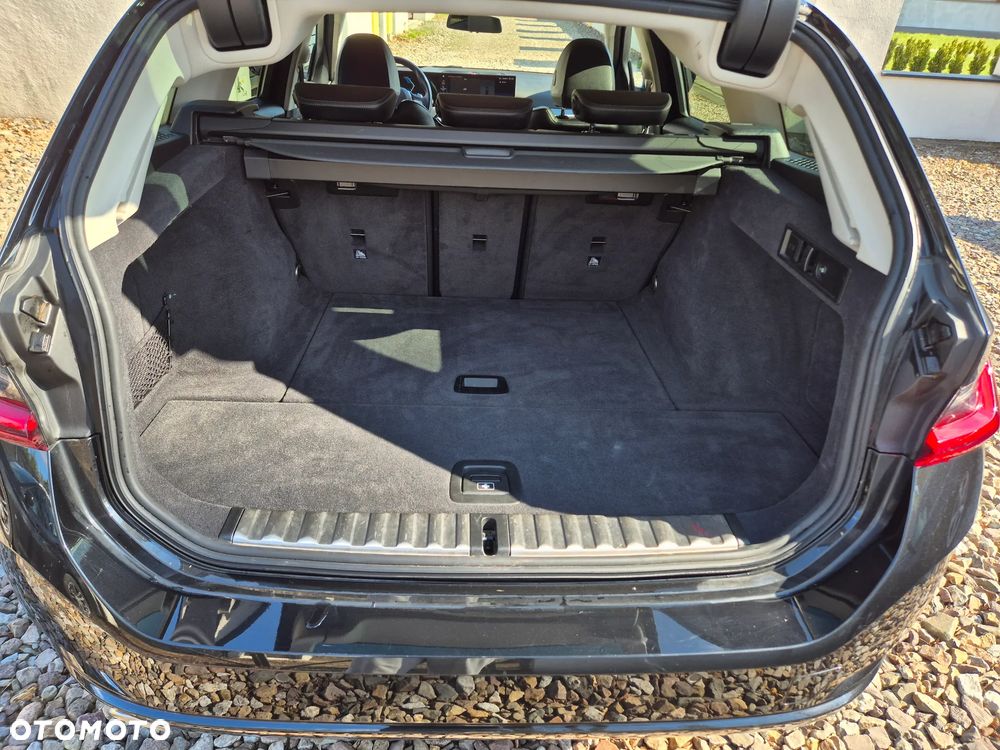 BMW Seria 3 320d Advantage sport - 32