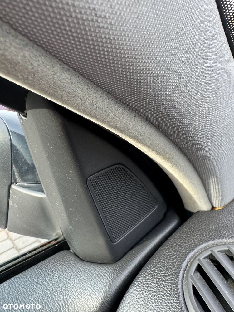 Opel Vectra 1.9 CDTI DPF Cosmo - 35