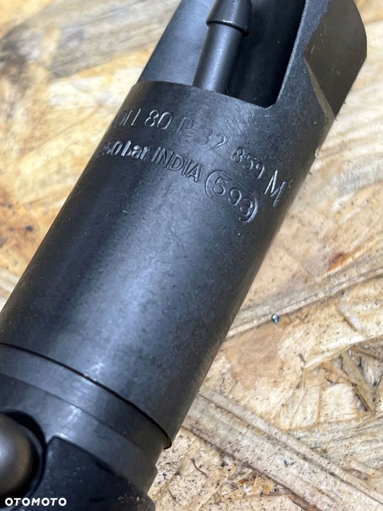 korpus wtryskiwacza kdel 80 p32 a0040173221 0432131730 nowy !! - 5