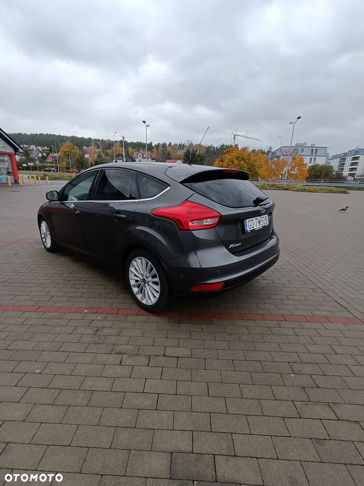 Ford Focus 1.0 EcoBoost Titanium - 6