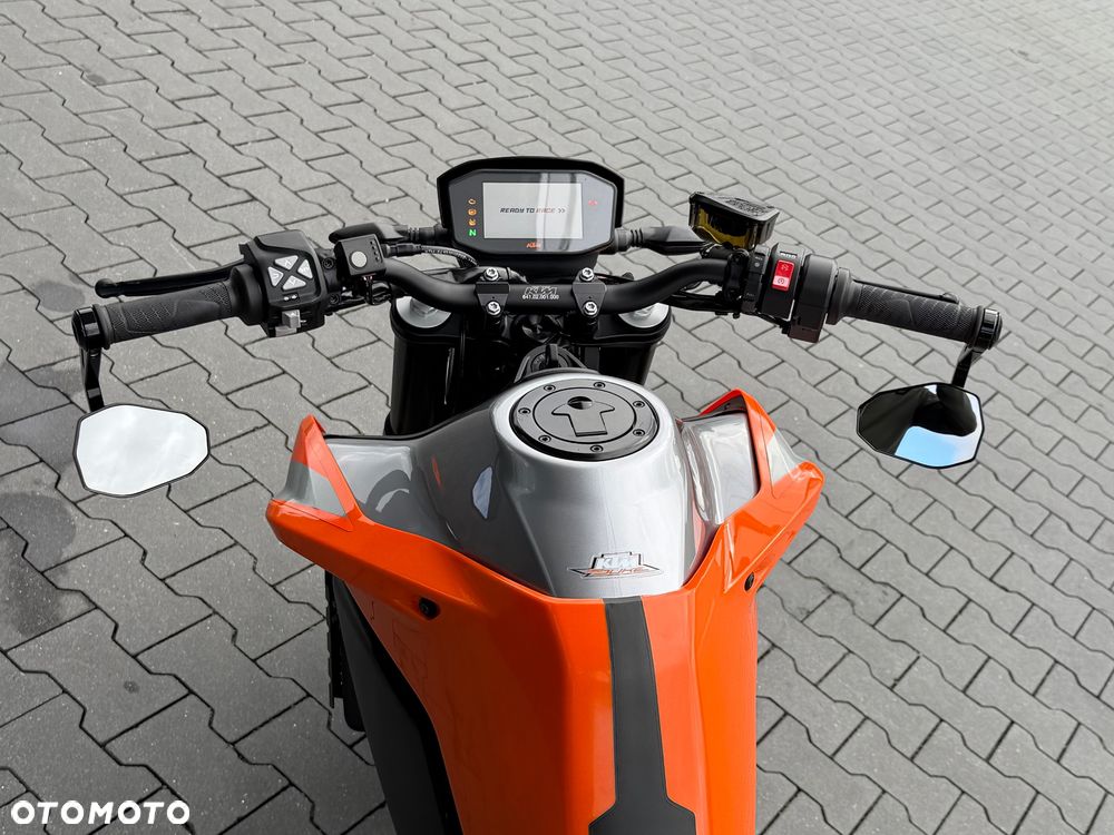 KTM Duke 790 - 24