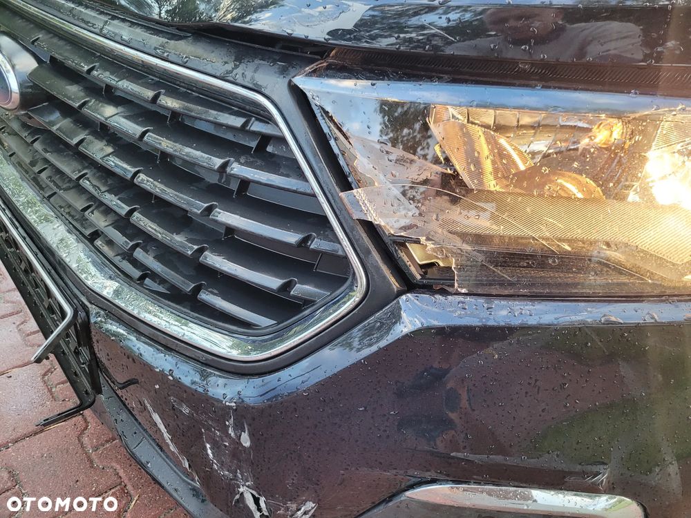 Ford Tourneo Connect 1.5 EcoBoost Titanium - 29