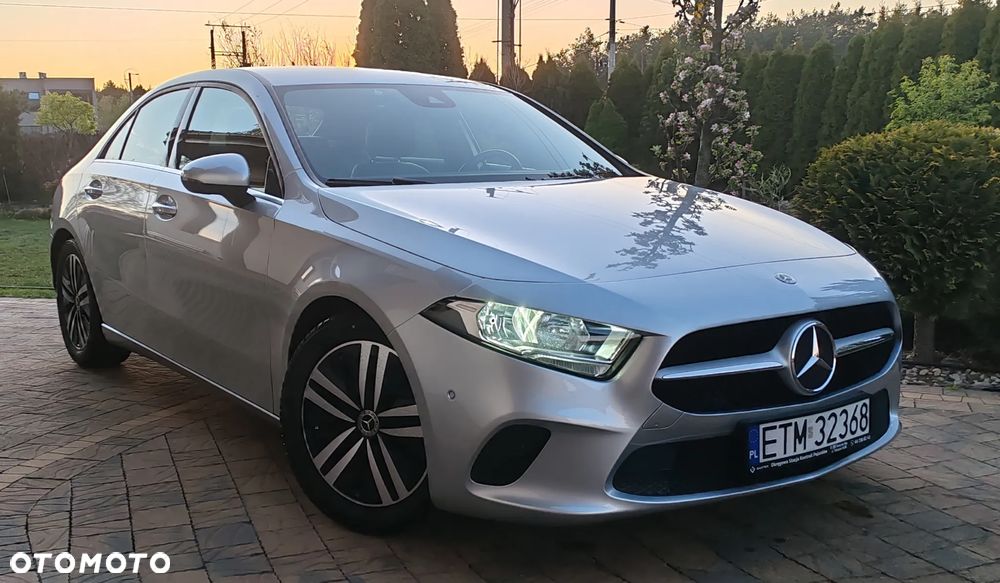 Mercedes-Benz Klasa A 180 d Progressive 7G-DCT - 17