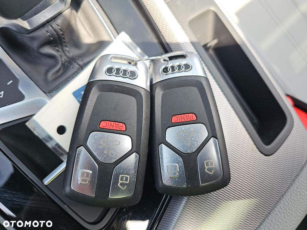 Audi A4 Limousine 45 TFSI quattro S tronic S line - 14