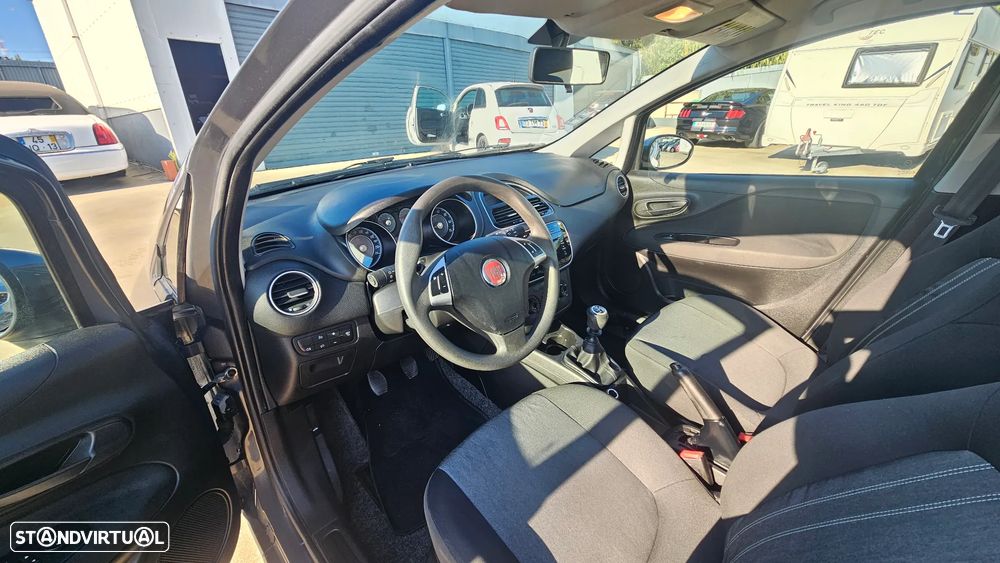 Fiat Punto 1.2 Young S&S - 9