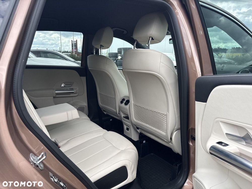 Mercedes-Benz Klasa B 220 4-Matic mHEV Progressive 8G-DCT - 14
