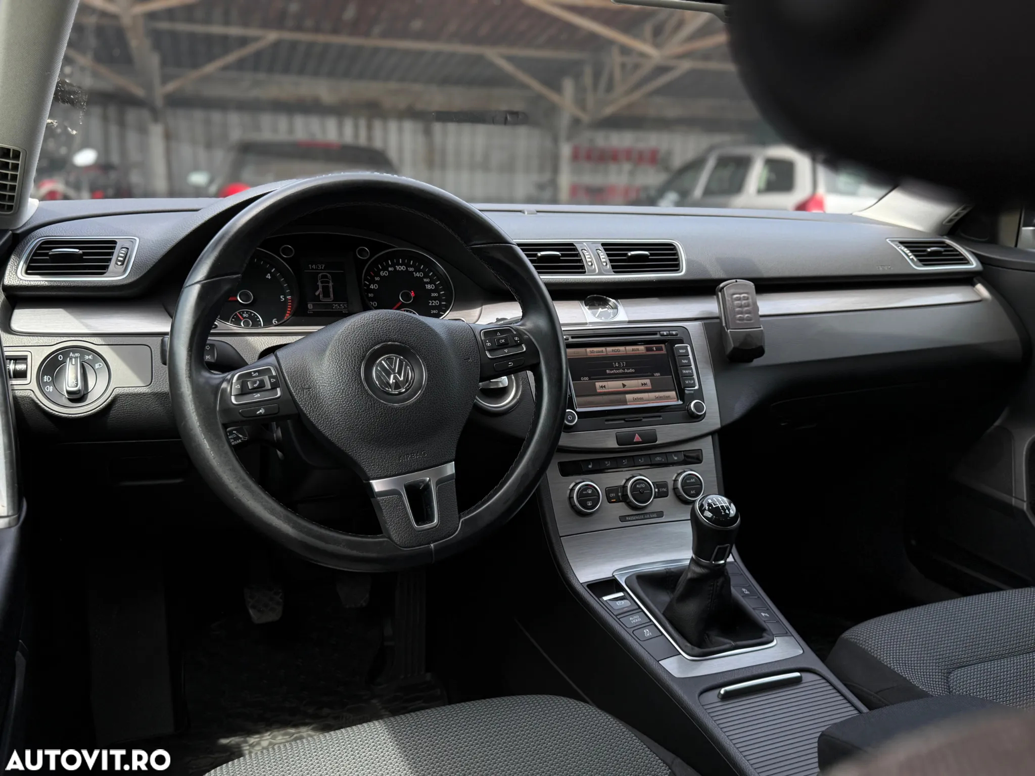 Volkswagen Passat Variant 2.0 TDI BlueMotion Technology Comfortline - 6