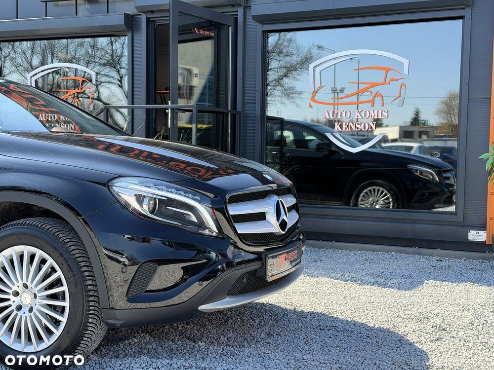Mercedes-Benz GLA 200 7G-DCT Style - 40
