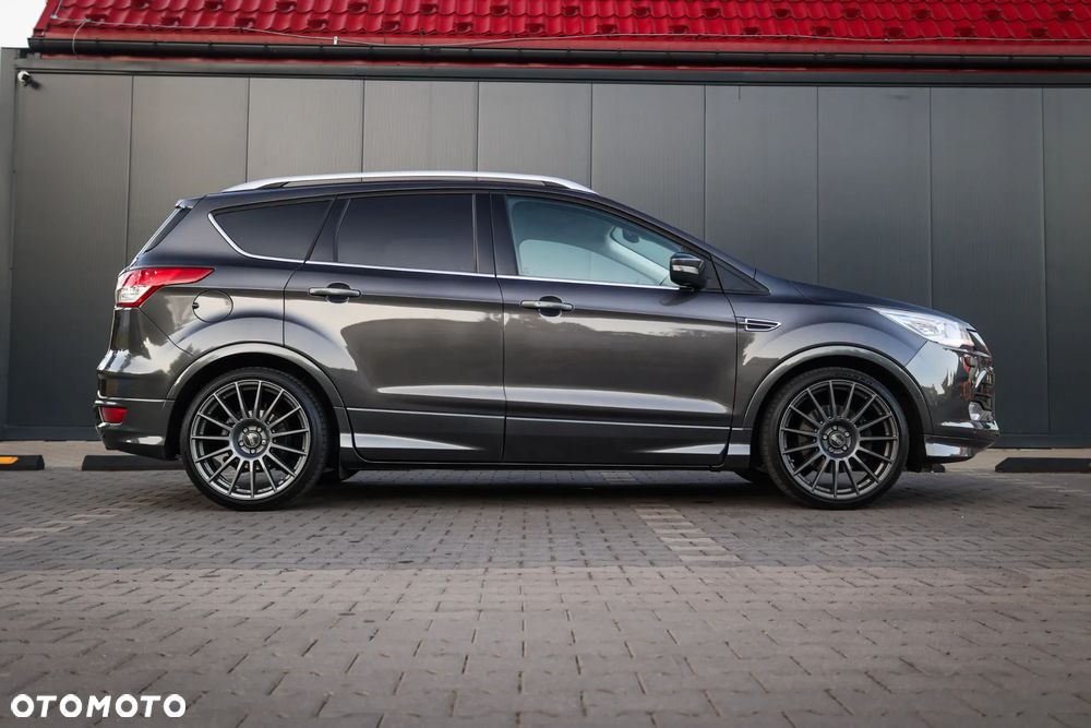 Ford Kuga 2.0 TDCi 4x4 ST-Line - 12