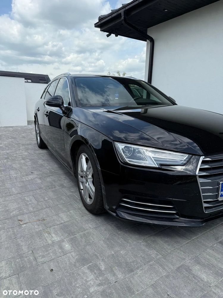 Audi A4 Avant 2.0 TDI Sport S tronic - 25