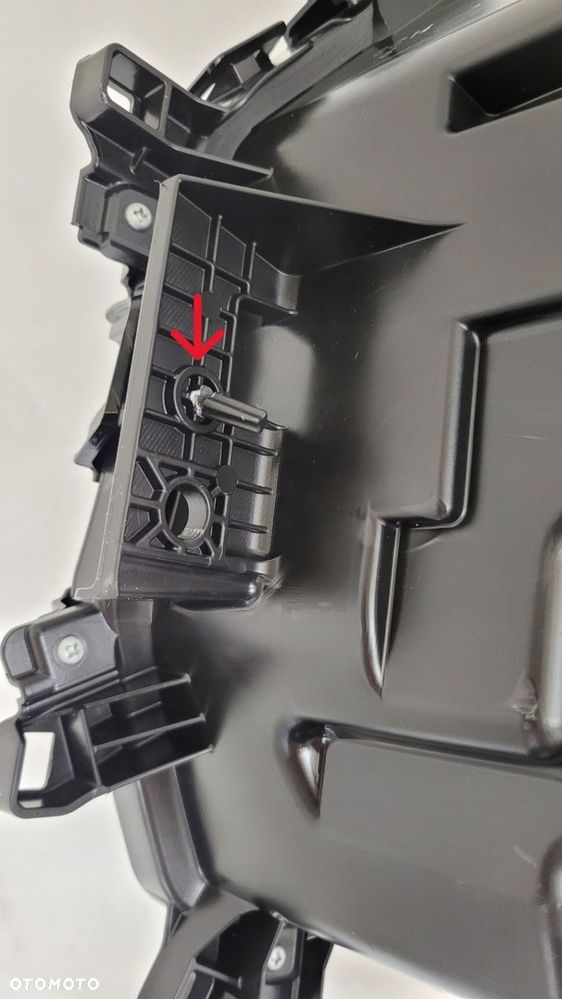 LAMPA PRAWA PRZÓD MITSUBISHI OUTLANDER IV SOCZEWKA 2021- 26010WC20P W5244 - 12