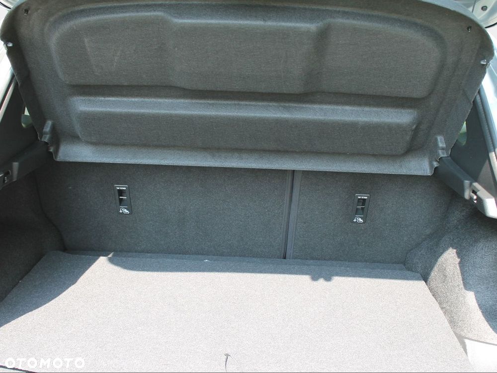 Nissan Qashqai 1.2 DIG-T N-Vision Xtronic EU6 - 8