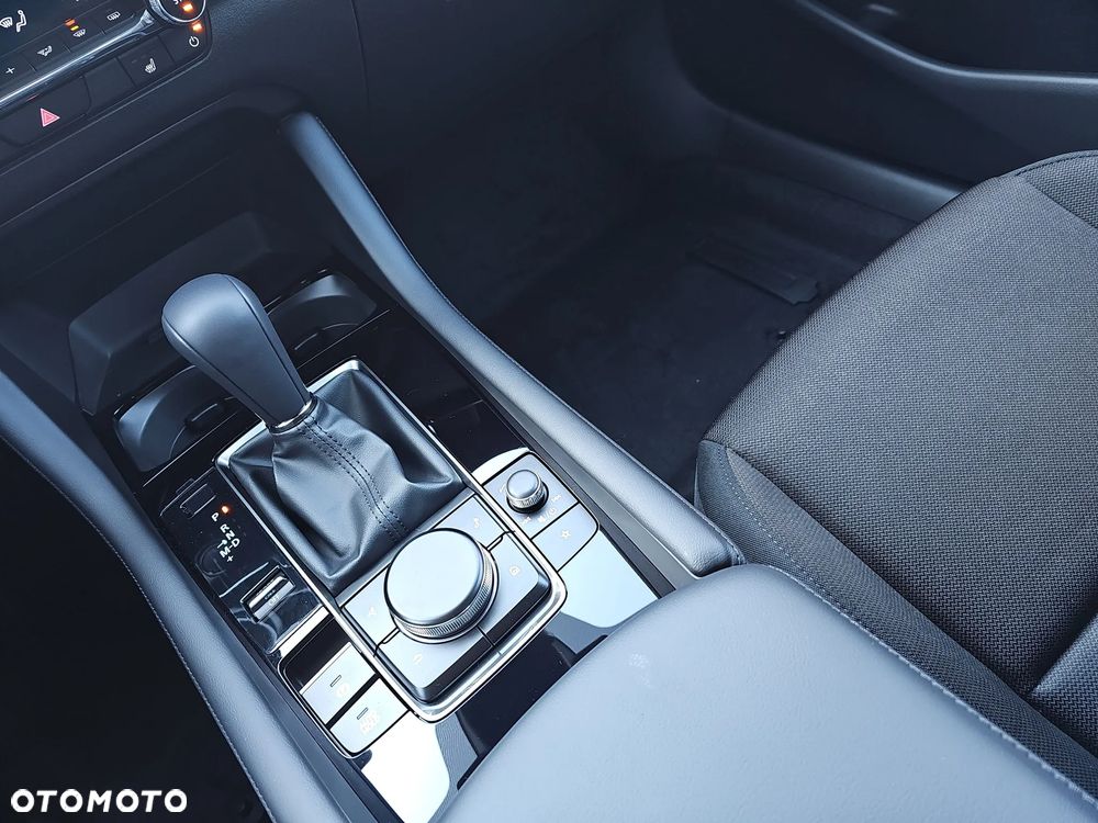 Mazda 3 e-SKYACTIV-X 186 M HYBRID DRIVE EXCLUSIVE-LINE - 17