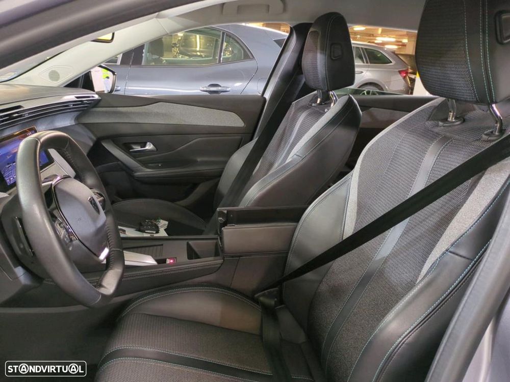 Peugeot 308 1.6 Hybrid Allure e-EAT8 - 6