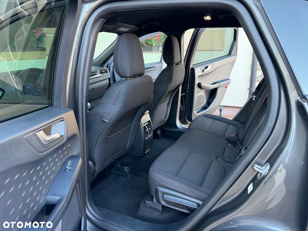 Ford Kuga - 27