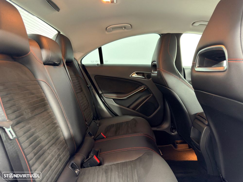 Mercedes-Benz CLA 180 d AMG Line - 20