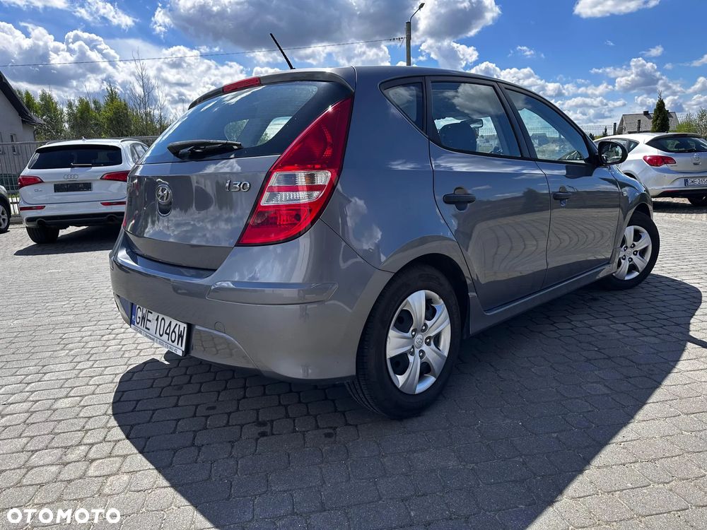 Hyundai i30 1.4 Blue Comfort - 9