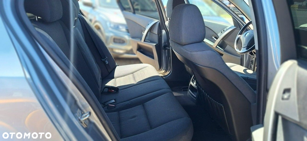 BMW Seria 5 - 19