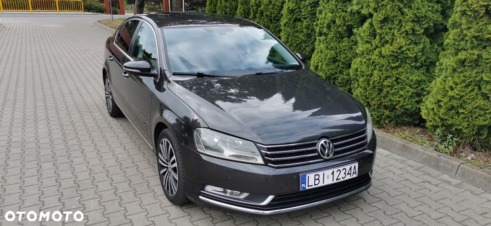 Volkswagen Passat - 14