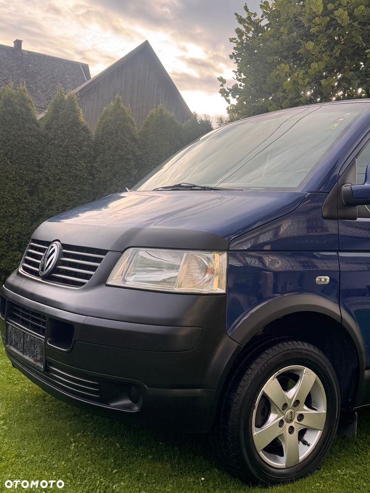 Volkswagen Transporter - 2