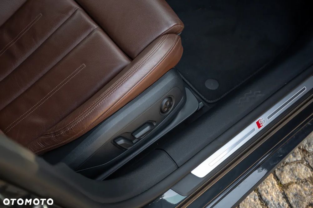 Audi A5 Sportback 3.0 TDI quattro S tronic design - 23