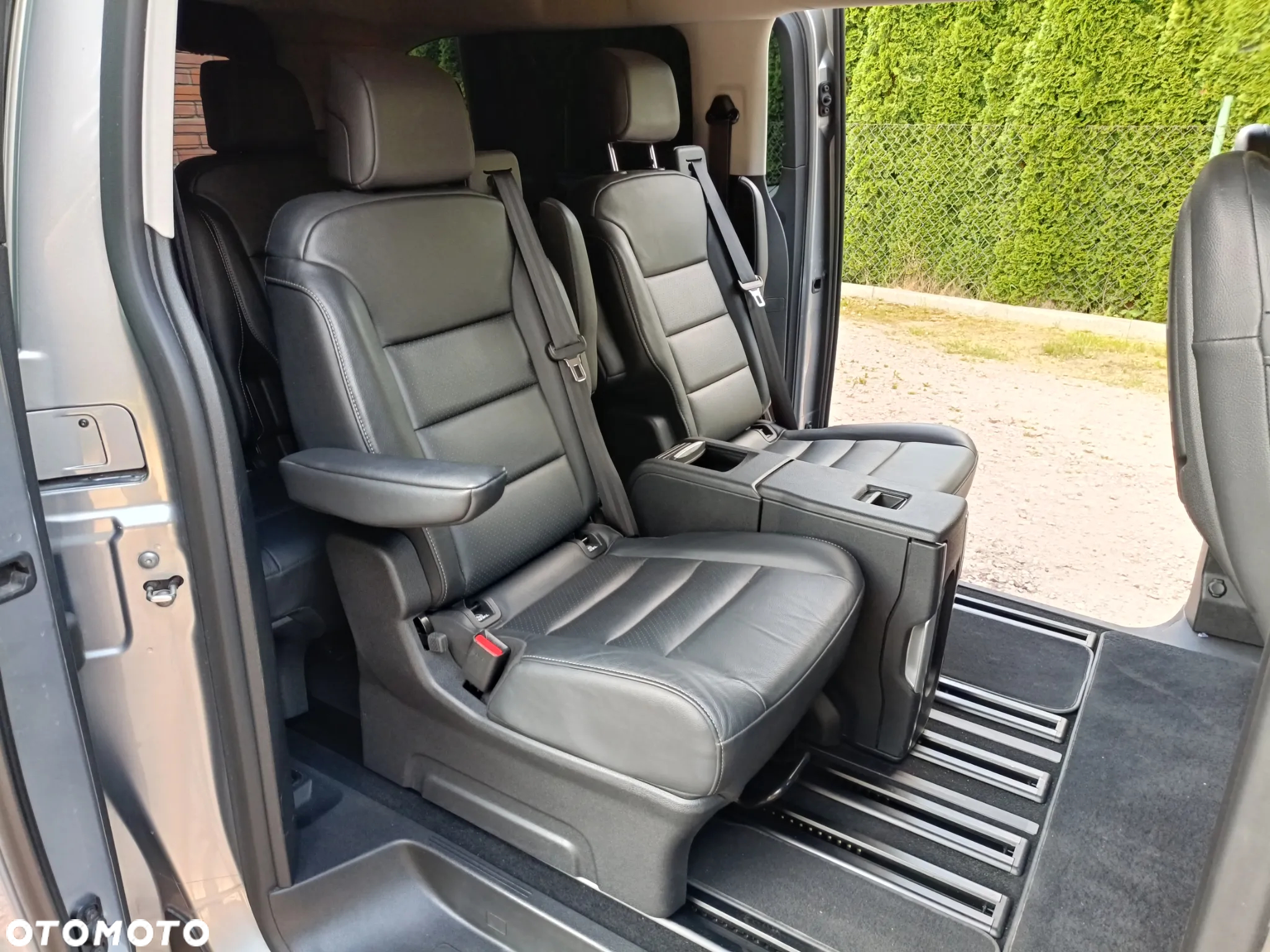 Toyota Proace Verso 2.0 D4-D Long VIP - 18