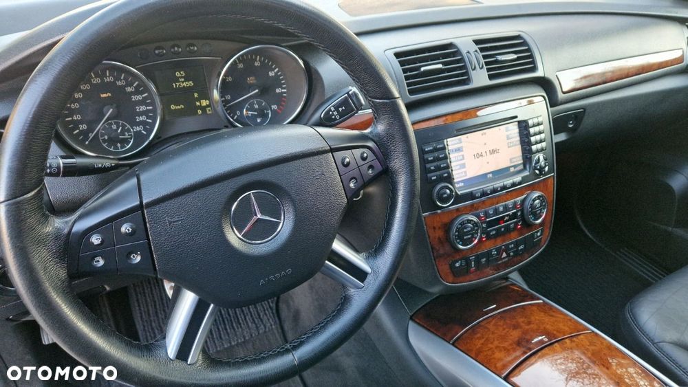 Mercedes-Benz Klasa R 350 L 7G-TRONIC - 12