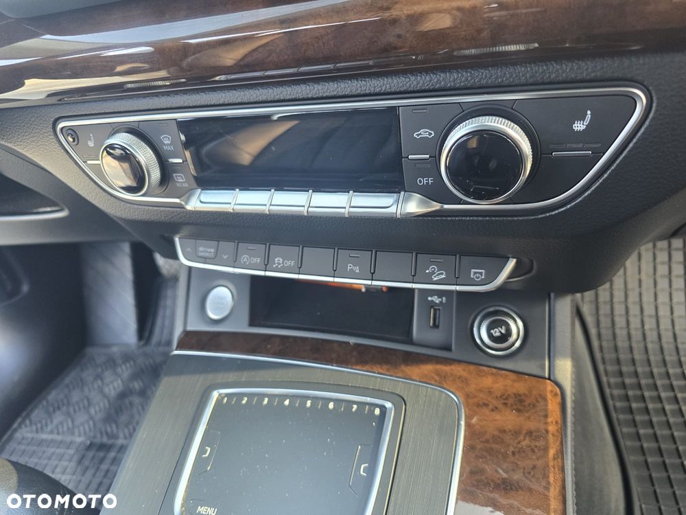 Audi Q5 2.0 TFSI Quattro S tronic design - 38