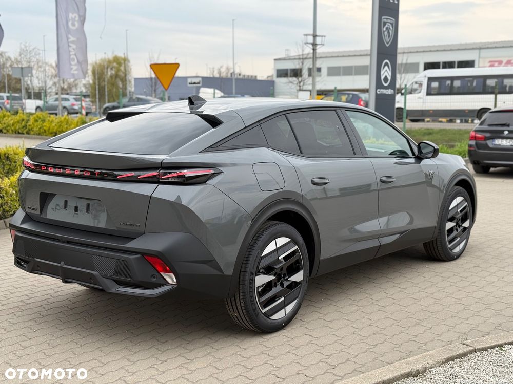 Peugeot 408 1.2 PureTech mHEV GT S&S e-DSC6 - 8