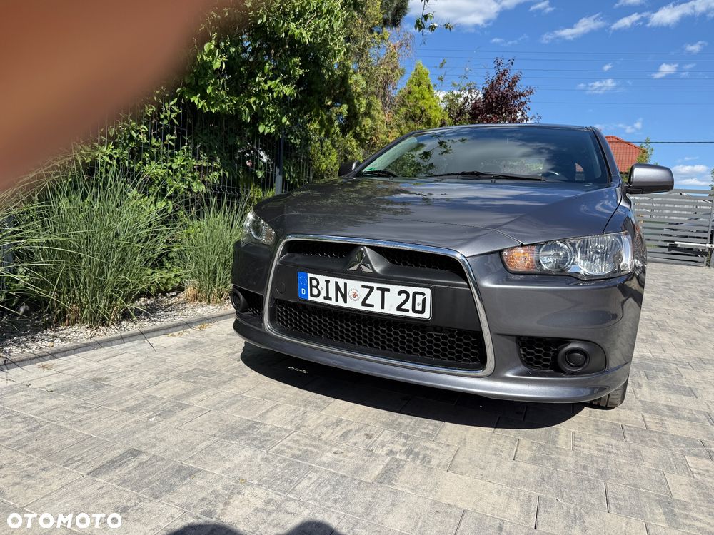 Mitsubishi Lancer 1.8 Intense - 11