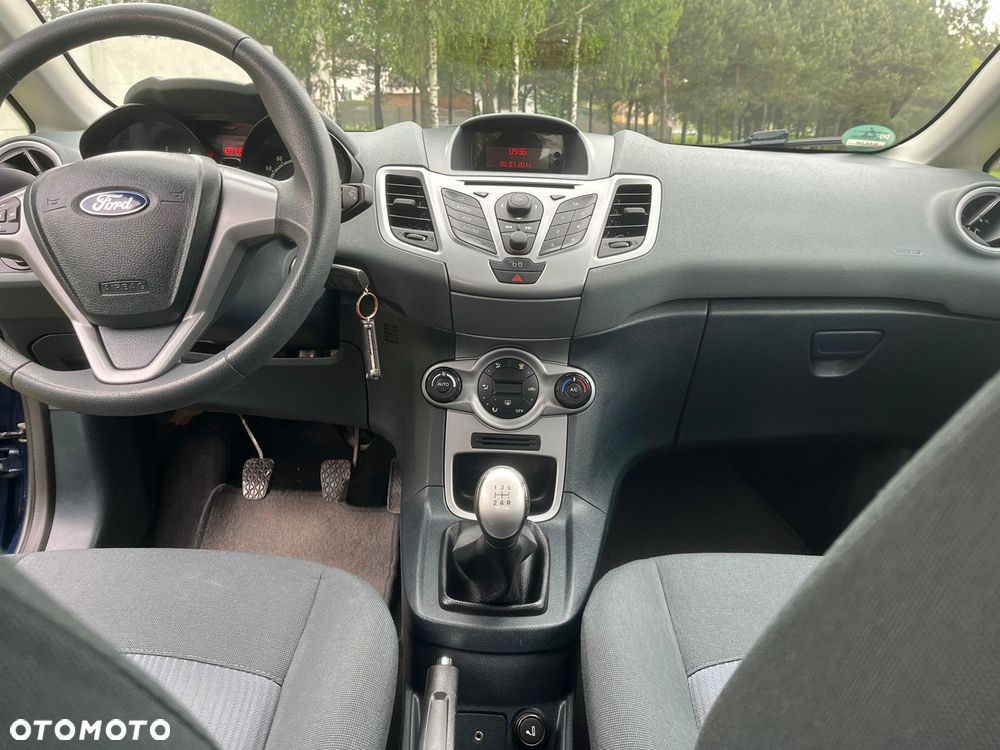 Ford Fiesta 1.25 SYNC Edition - 19