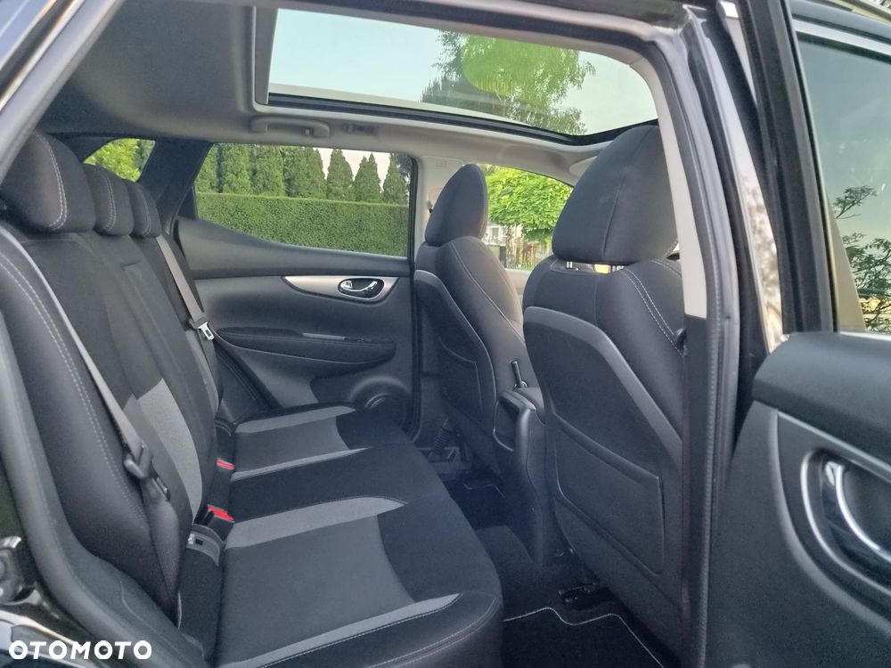 Nissan Qashqai 1.6 DIG-T N-Connecta - 18
