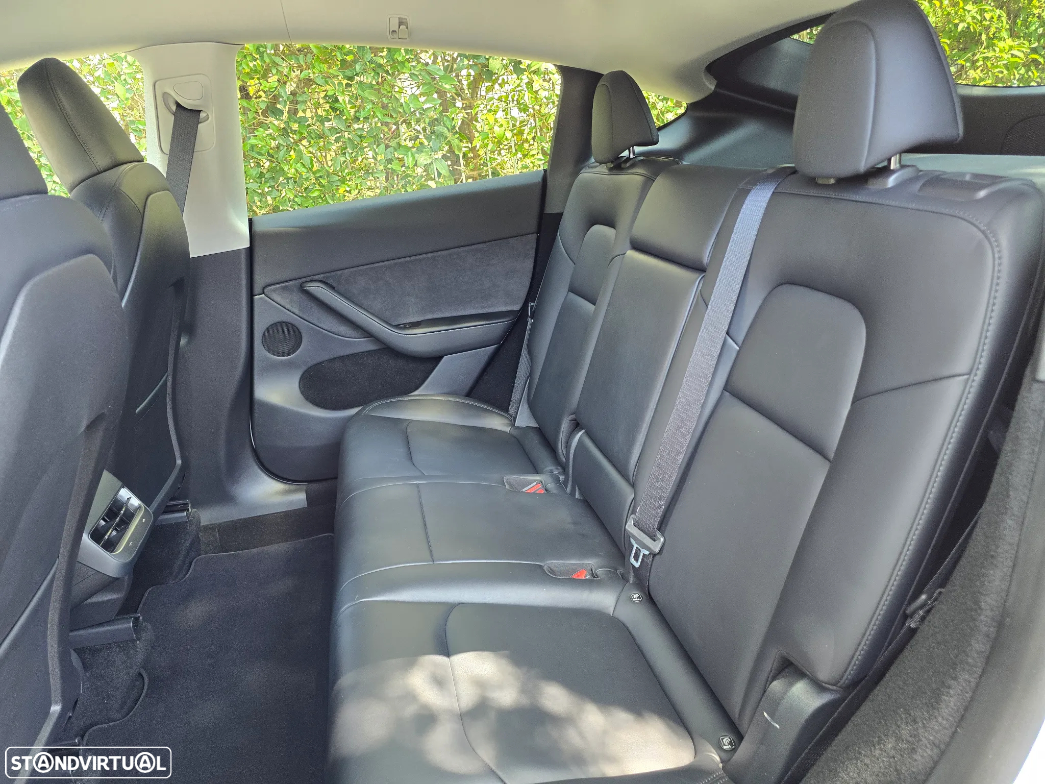 Tesla Model Y Performance Tração Integral - 18