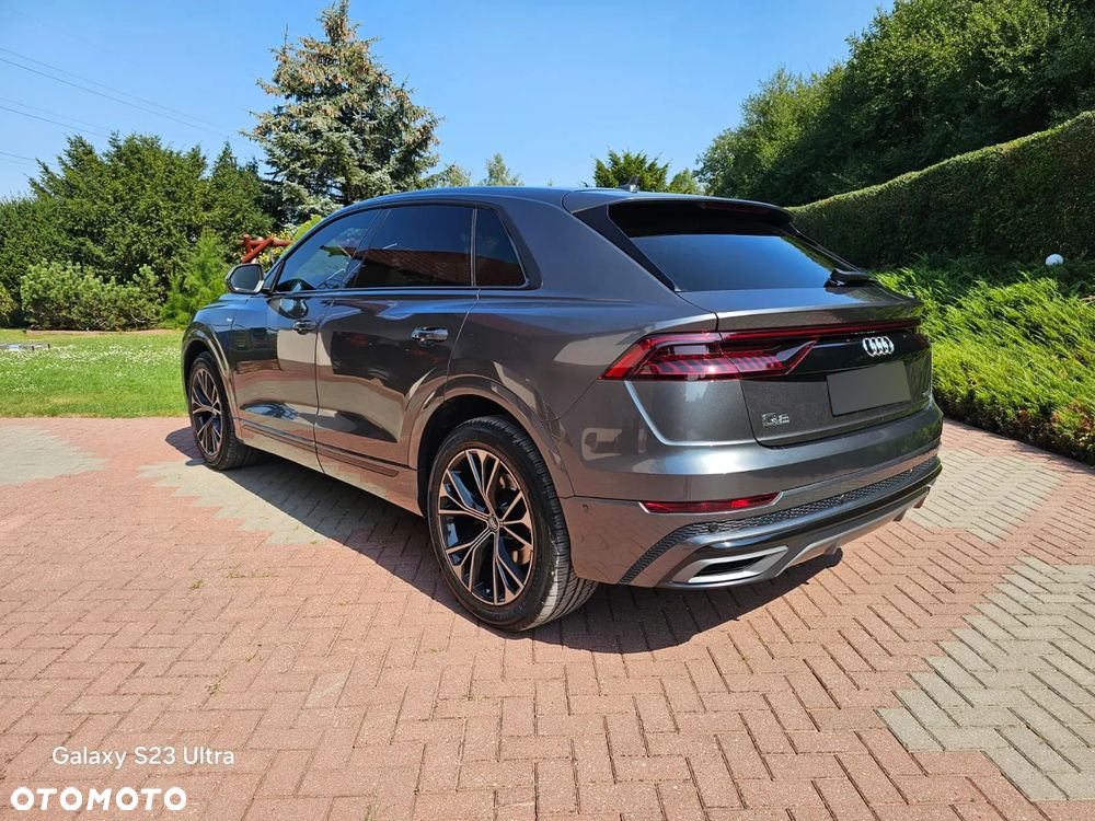 Audi Q8 - 6