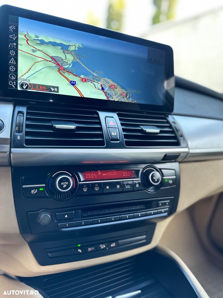 BMW X6 xDrive30d - 16