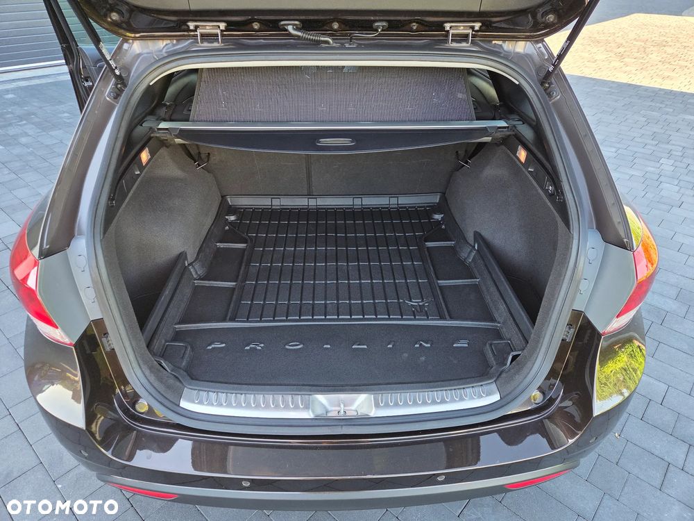 Hyundai i40 Kombi blue 1.7 CRDi Premium - 22