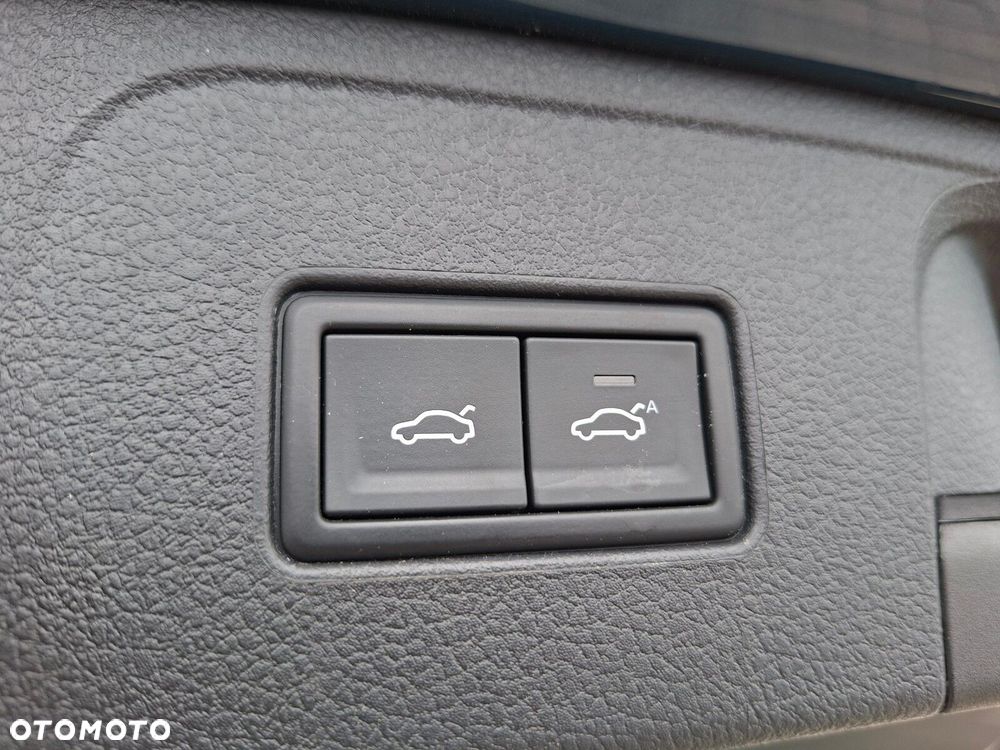 Volkswagen Passat - 15