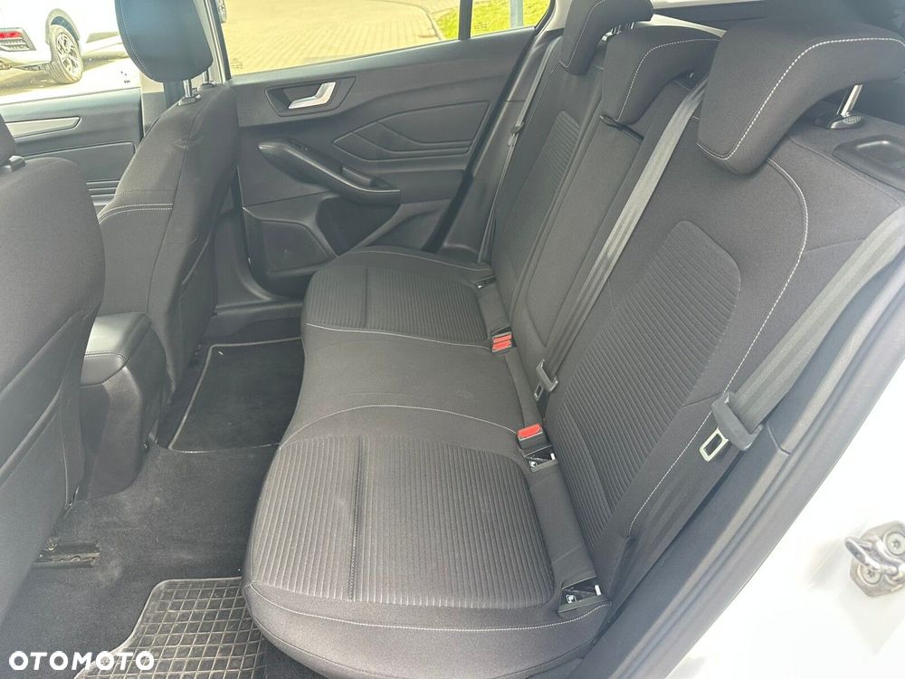 Ford Focus 1.0 EcoBoost mHEV Titanium X - 13