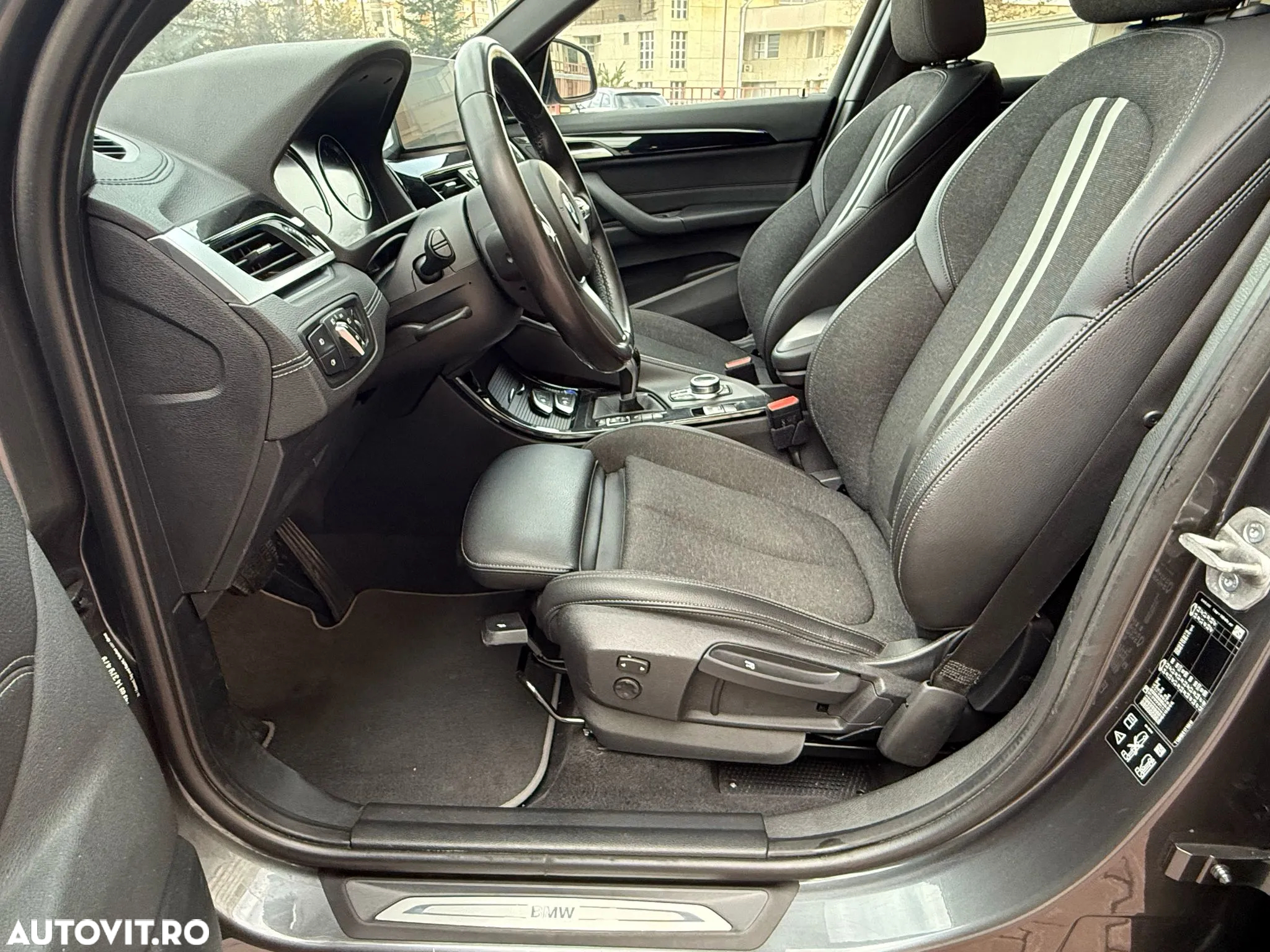BMW X1 xDrive20d Aut. Sport Line - 22